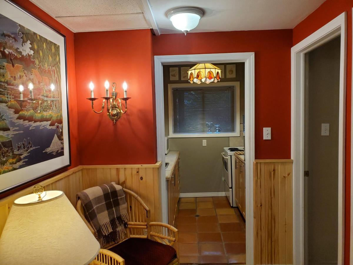 Shambhala Bed And Breakfast Buckhorn Exterior photo